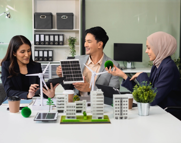 Technology-supported property management team